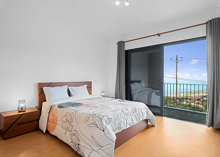 Calheta Paradise - Free Parking & Views *