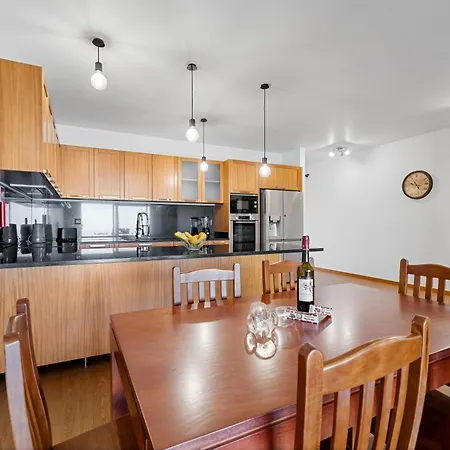 Дом отдыха Calheta Paradise - Free Parking & Views *