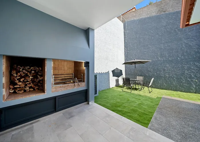 Dom wakacyjny Calheta Paradise - Free Parking & Views *